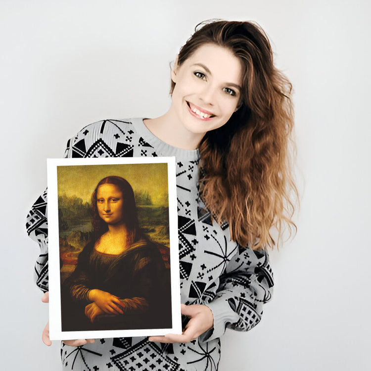 Close-up of the Mona Lisa unframed paper print
