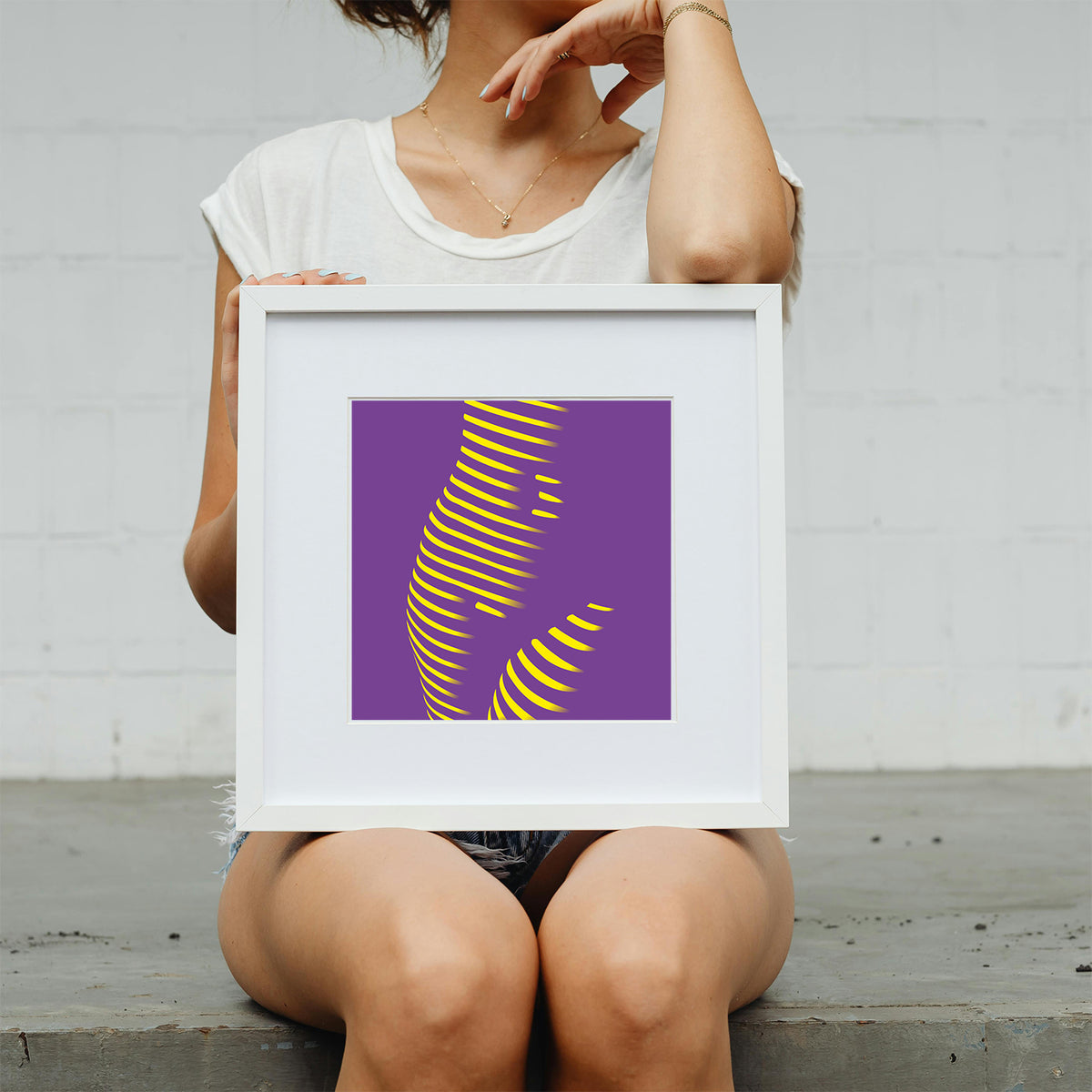 Golden Horizon – Minimalist Hip Contour & Flow Framed Fine Art Print